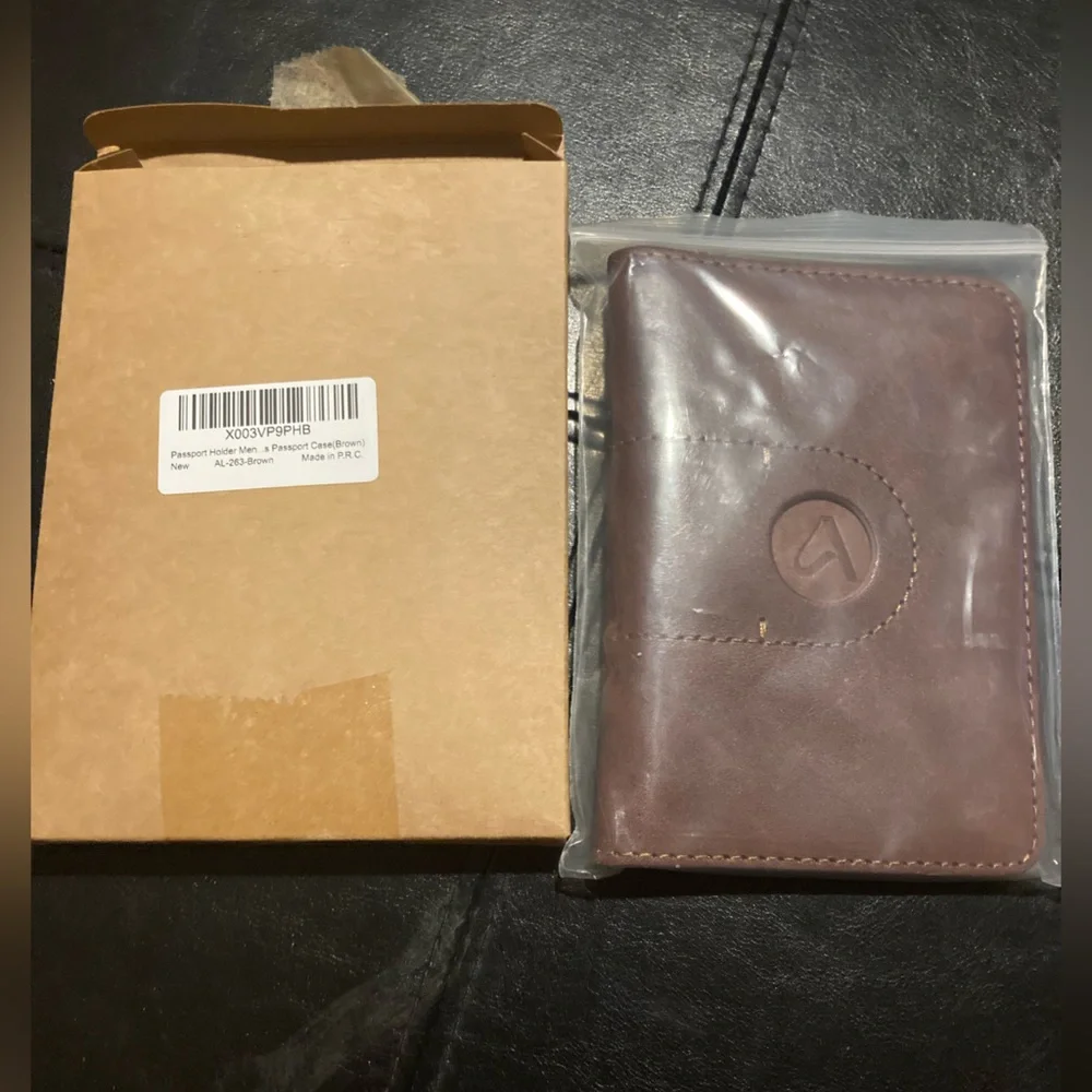 Passport Men’s Case Genuine Leather Color Brown